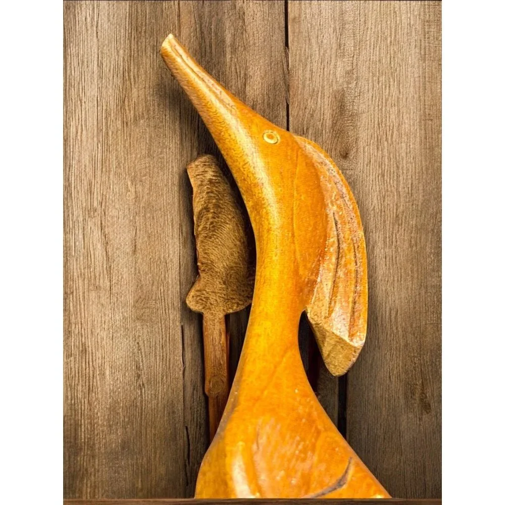 Vintage MCM Hand Carved Wood Crane 9 1/4" Tall Sculpture Figurine - Picture 2 of 8